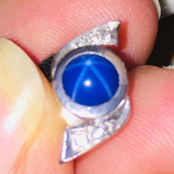 Vintage Unisex Brilliant Star Sapphire/Diamond Tie pin - Picture 1 of 6